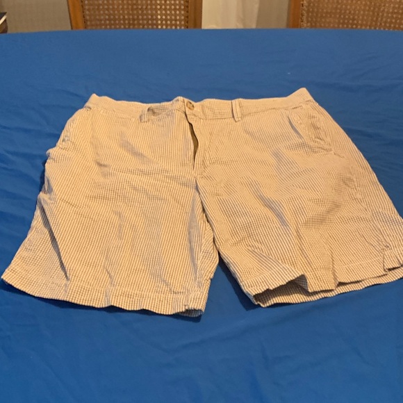 U.S. Polo Assn. Brown and White Checkered Trousers - Picture 2 of 3